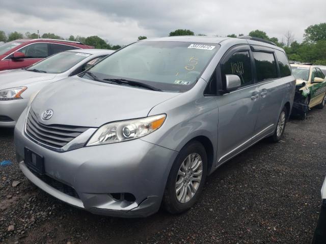 Photo 2 from auction – 2013 TOYOTA SIENNA XLE with VIN 5TDYK3DC8DS404296