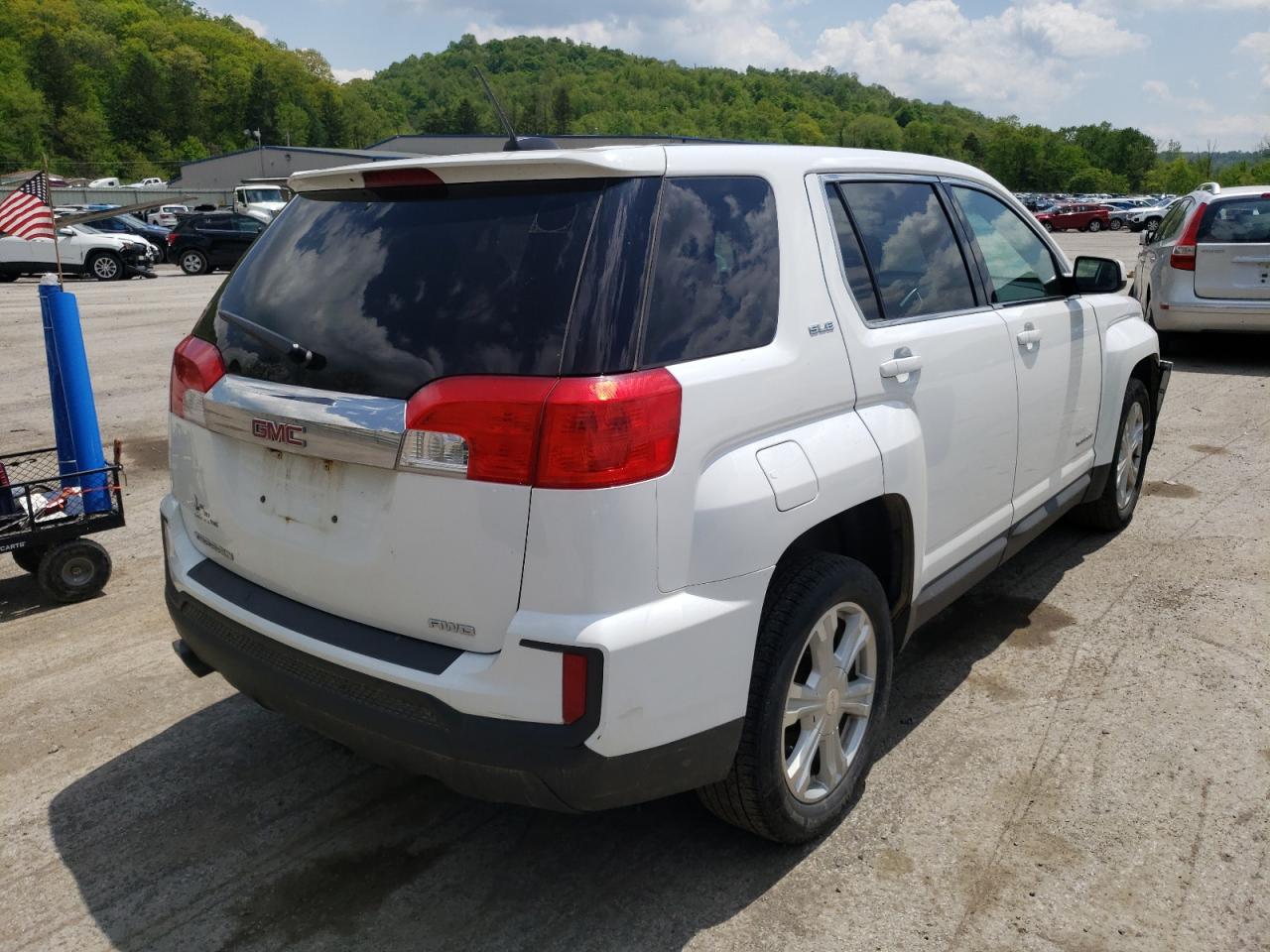 Photo 17 from auction – 2017 GMC TERRAIN SL with VIN 2GKFLSEK0H6126373
