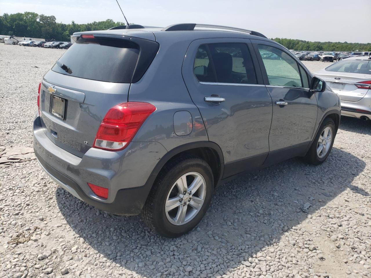 Photo 4 from auction – 2019 CHEVROLET TRAX 1LT with VIN KL7CJLSB4KB902701