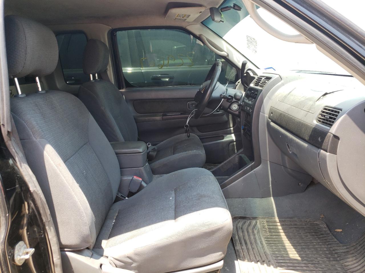 Photo 5 from auction – 2004 NISSAN FRONTIER K with VIN 1N6DD26T04C465513