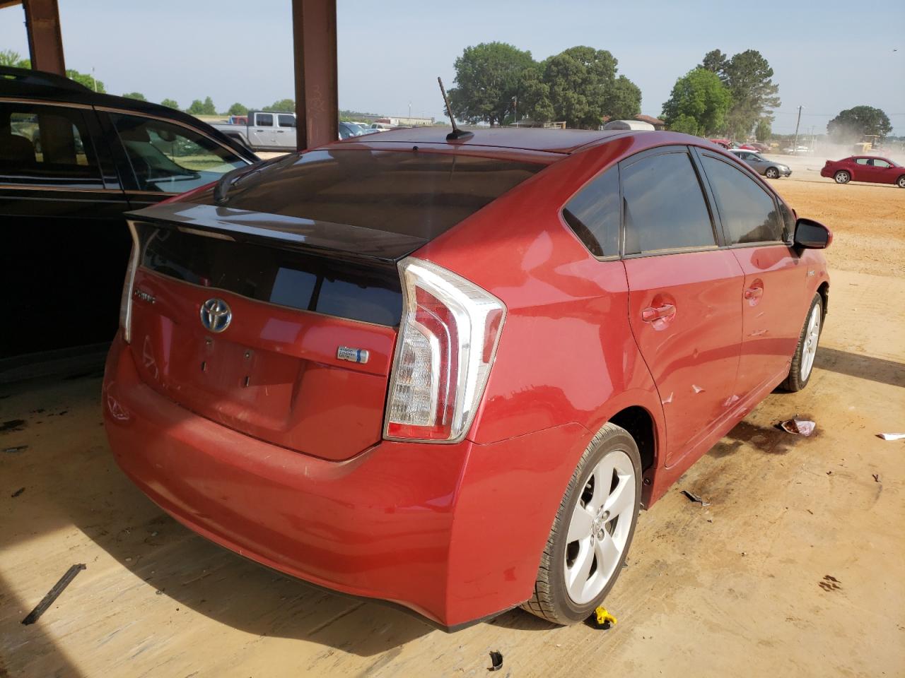 Photo 4 from auction – 2015 TOYOTA PRIUS with VIN JTDKN3DU3F1880574