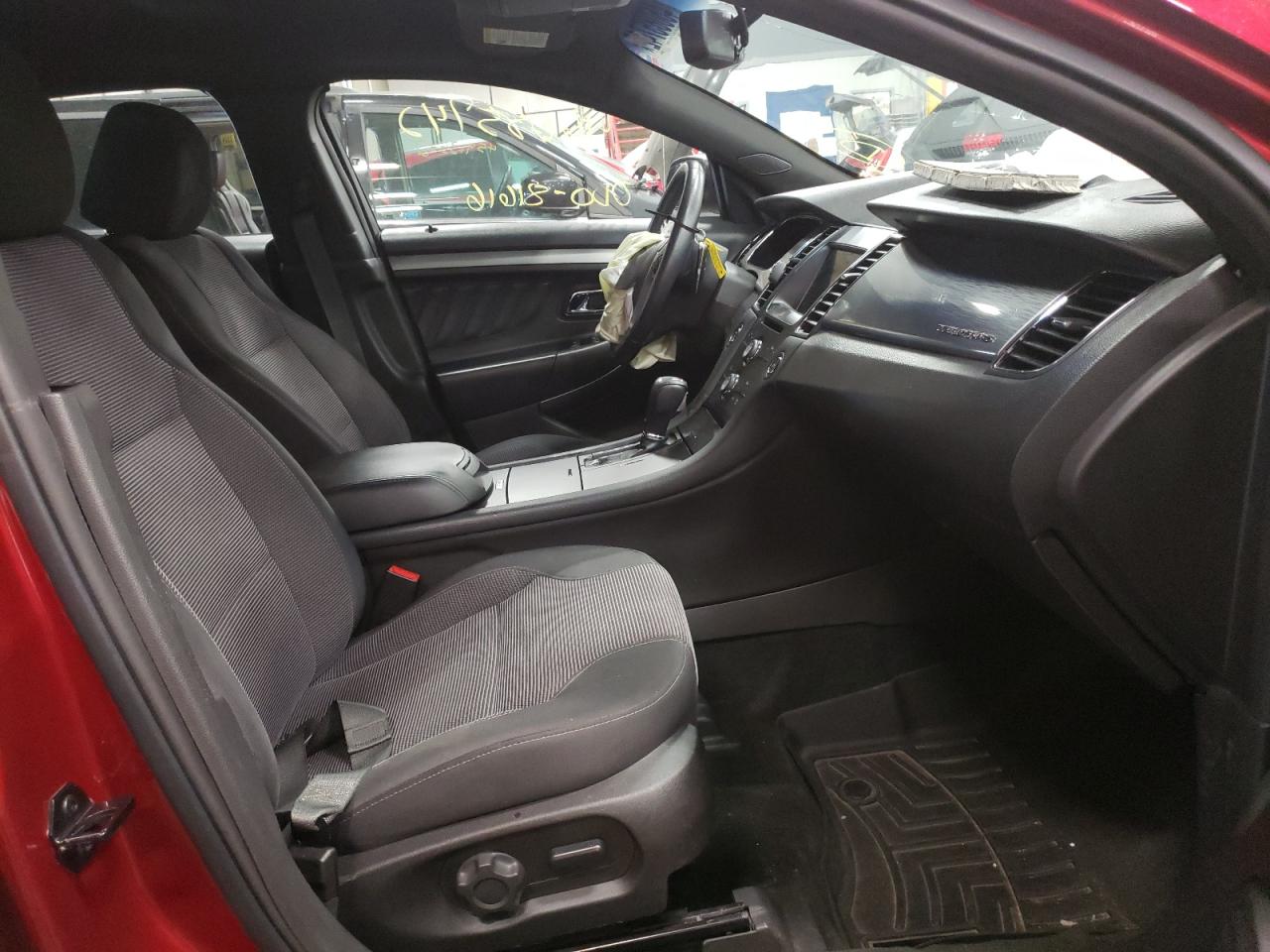 Photo 5 from auction – 2016 FORD TAURUS SEL with VIN 1FAHP2E81GG123113
