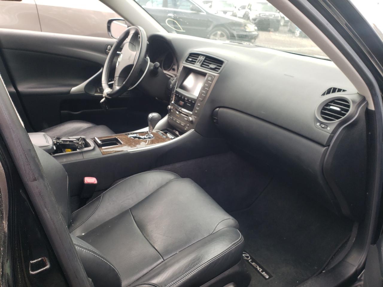 Photo 5 from auction – 2009 LEXUS IS 250 with VIN JTHCK262495032296