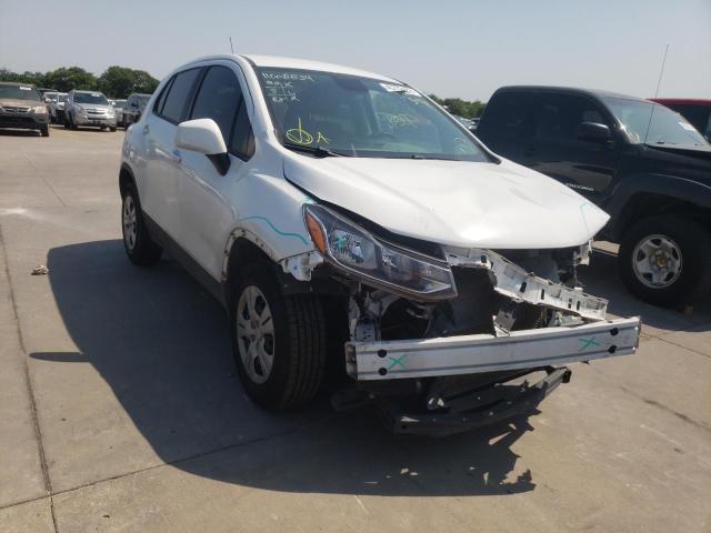 CHEVROLET TRAX LS 2018 with VIN KL7CJKSB3JB630425 - Photo from auction