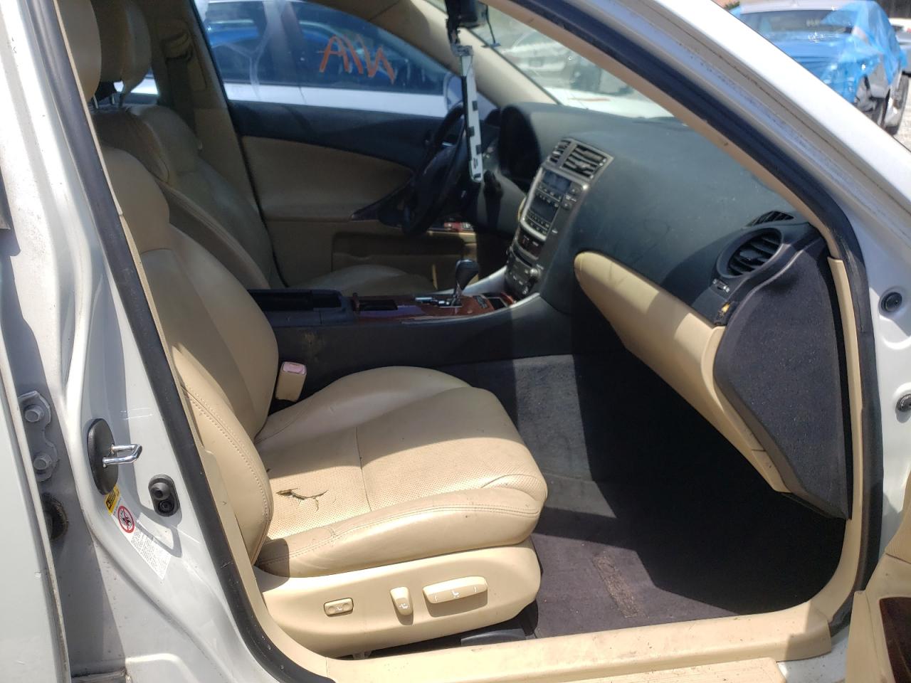 Photo 5 from auction – 2008 LEXUS IS 250 with VIN JTHBK262782072318
