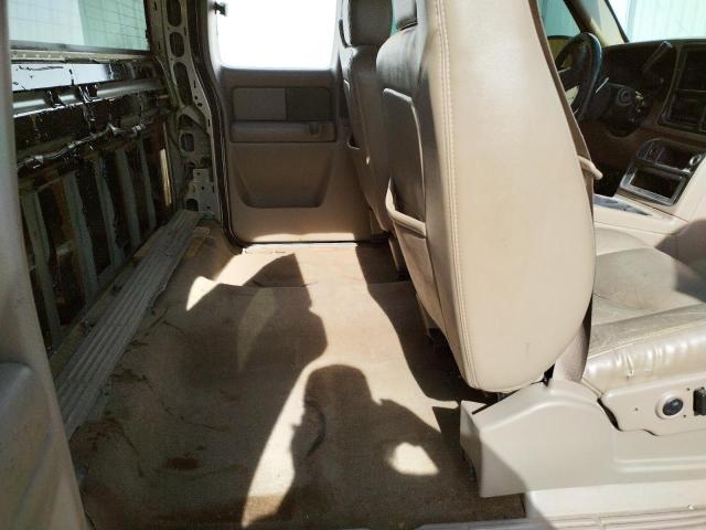 Photo 6 from auction – 2004 CHEVROLET SILVERADO with VIN 2GCEC19T141155425
