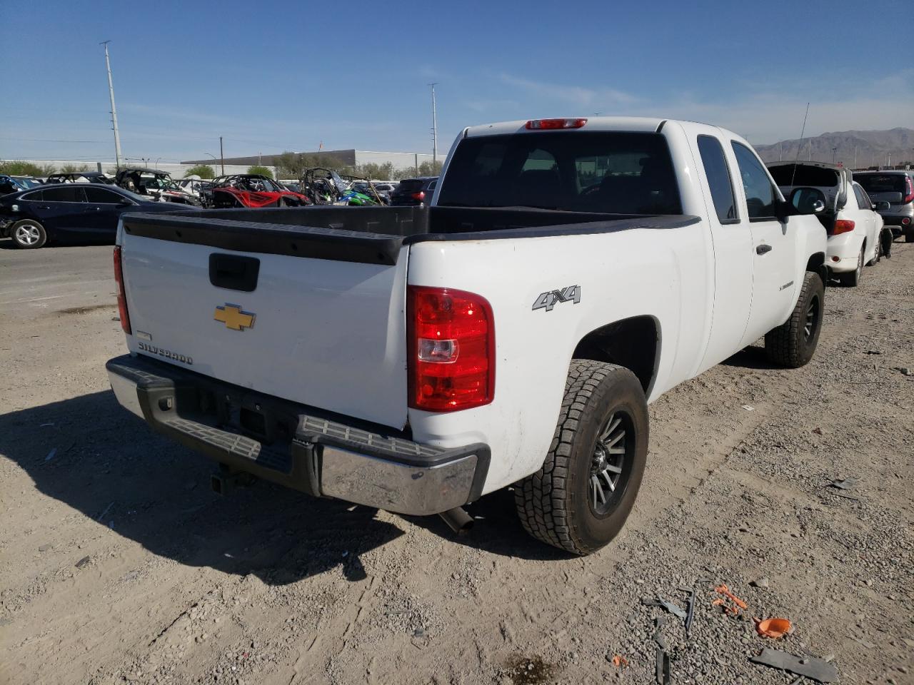 Photo 4 from auction – 2013 CHEVROLET SILVERADO with VIN 1GCRKPE79DZ349563