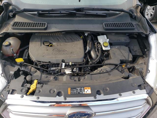 Photo 7 from auction – 2017 FORD ESCAPE SE with VIN 1FMCU0GD8HUE04447