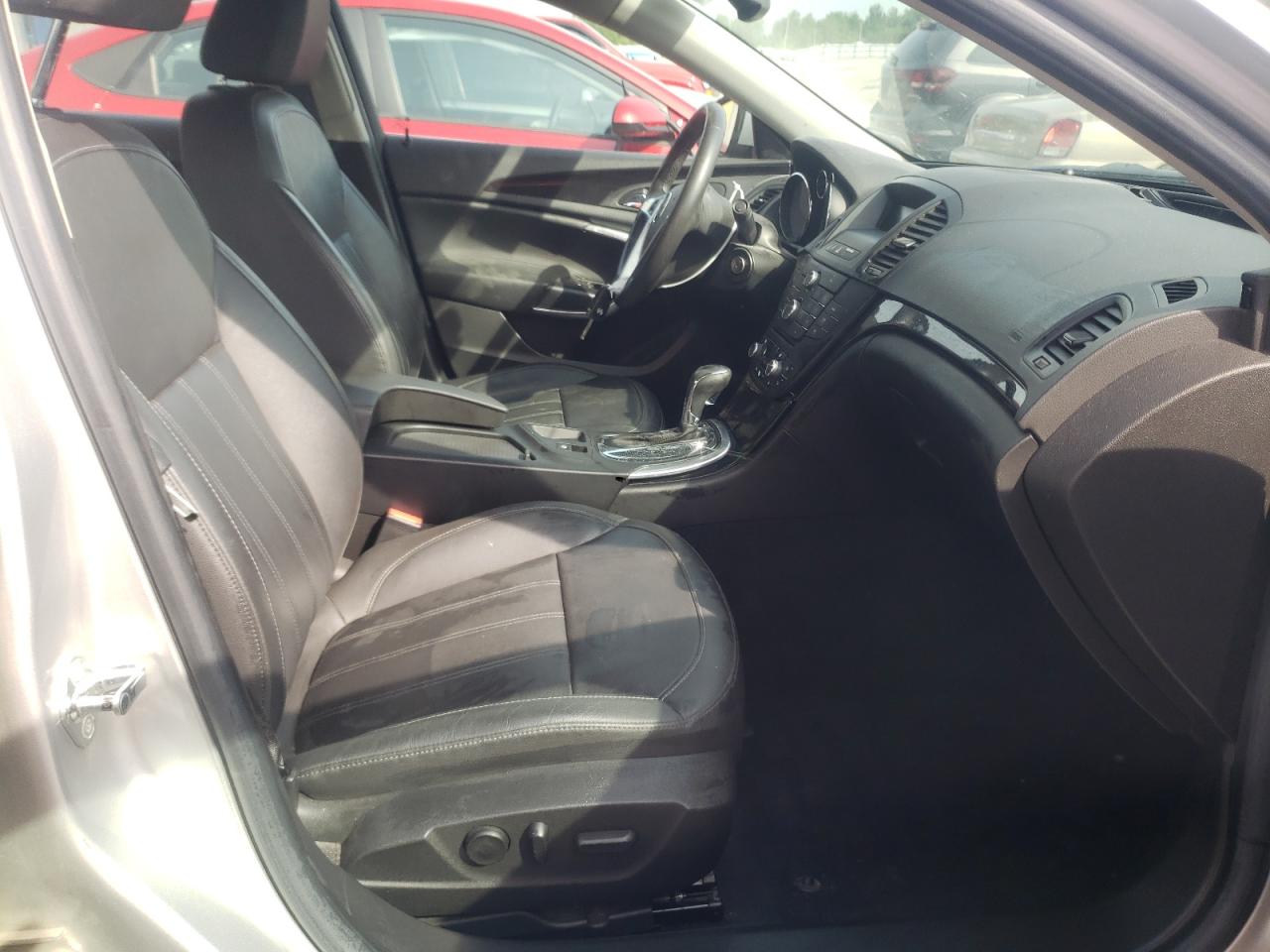 Photo 5 from auction – 2011 BUICK REGAL CXL with VIN W04GR5EC3B1003423