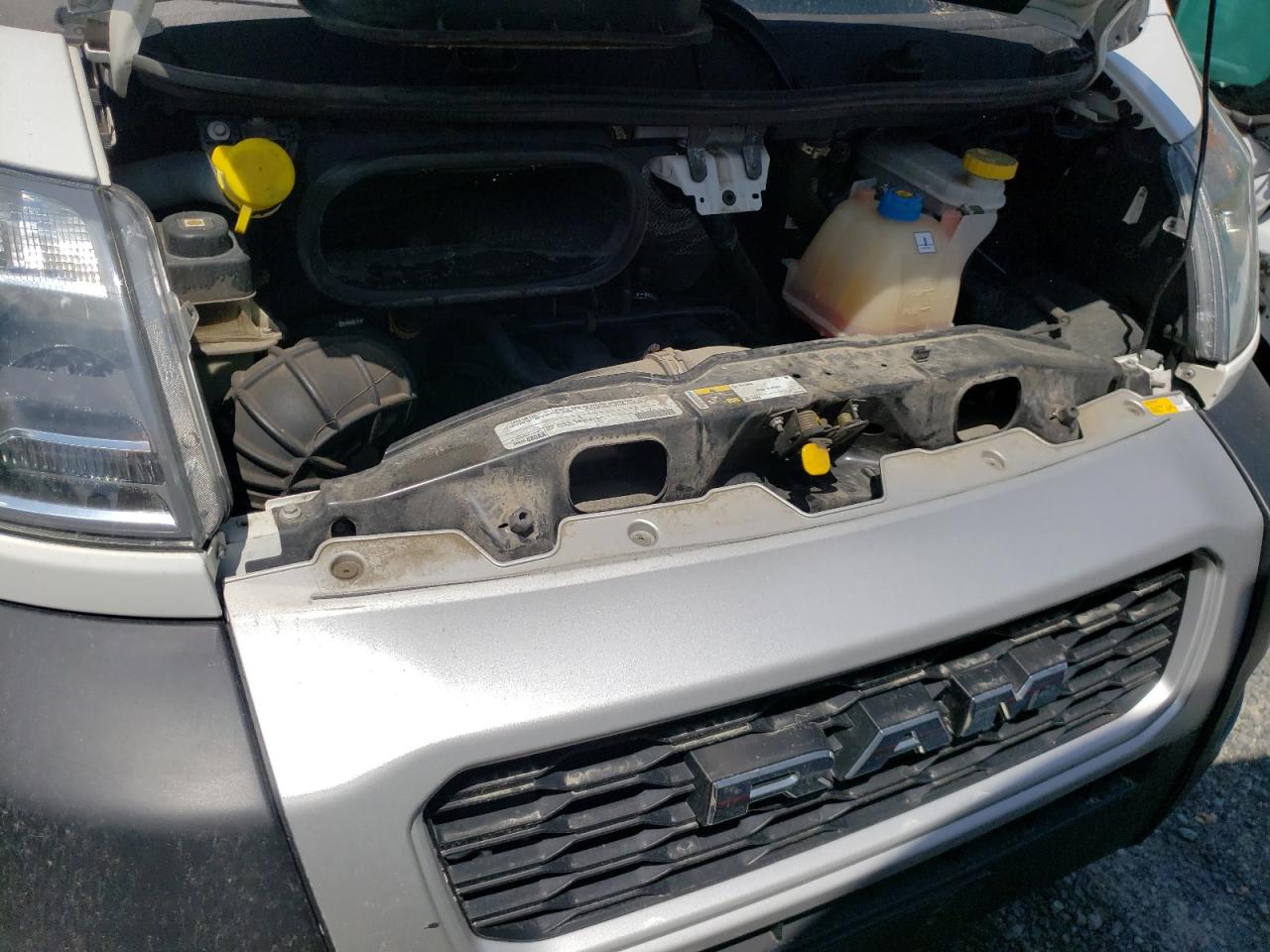 Photo 7 from auction – 2019 RAM PROMASTER with VIN 3C6TRVCG1KE546414