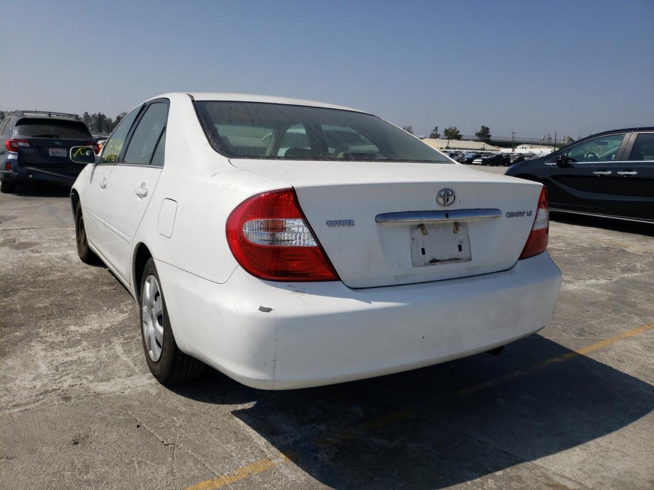 Photo 3 from auction – 2002 TOYOTA CAMRY LE with VIN 4T1BE30K42U009661