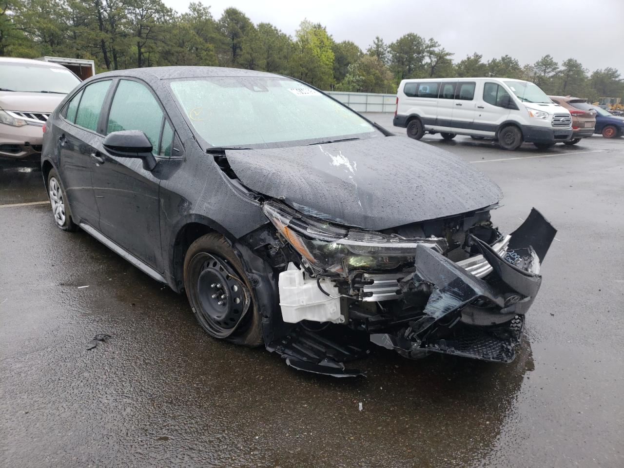 TOYOTA COROLLA LE 2021 with VIN 5YFEPMAE0MP165688 - Photo from auction
