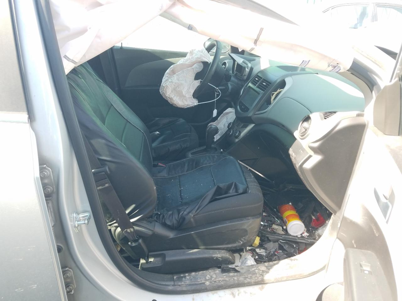 Photo 5 from auction – 2016 CHEVROLET SONIC LT with VIN 1G1JC5SH3G4177634