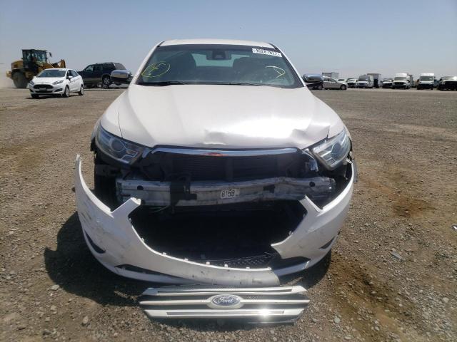 Photo 9 from auction – 2017 FORD TAURUS LIM with VIN 1FAHP2F80HG108554