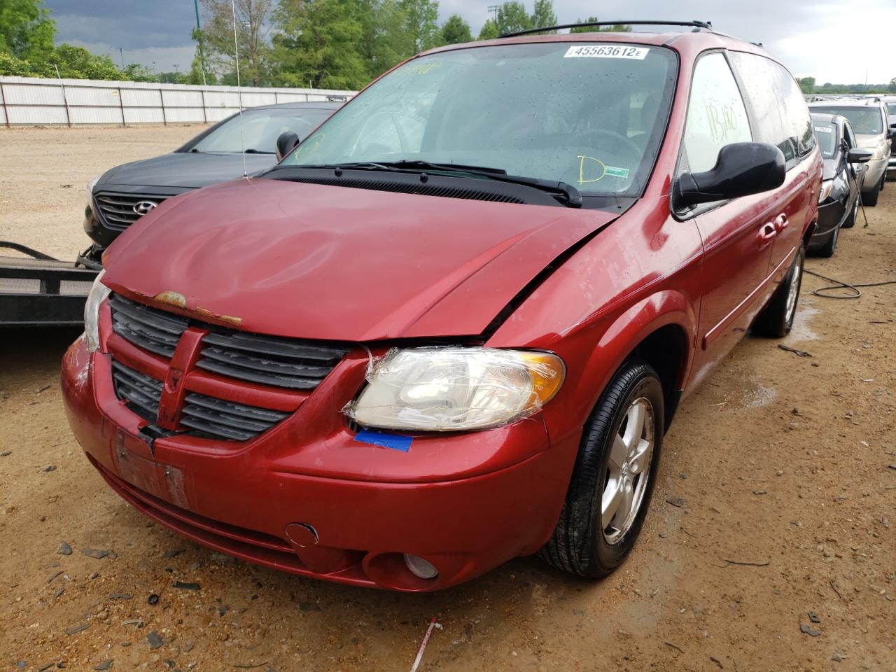Photo 2 from auction – 2007 DODGE GRAND CARA with VIN 2D4GP44L37R101977