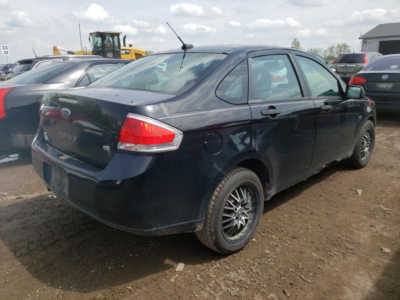 Photo 4 from auction – 2010 FORD FOCUS SE with VIN 1FAHP3FN4AW209703