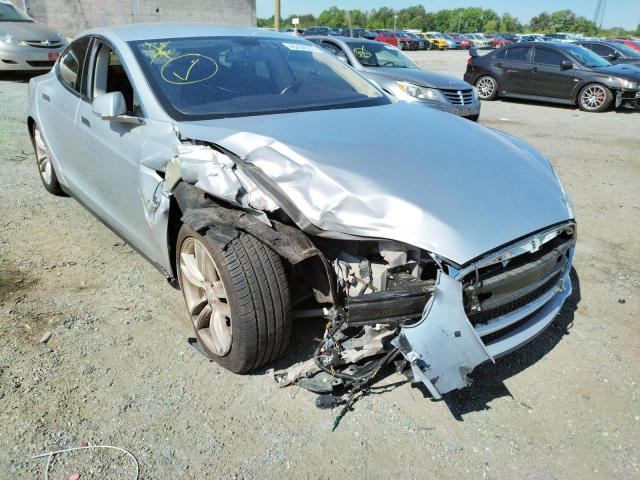 Photo 9 from auction – 2014 TESLA MODEL S with VIN 5YJSA1H19EFP32239
