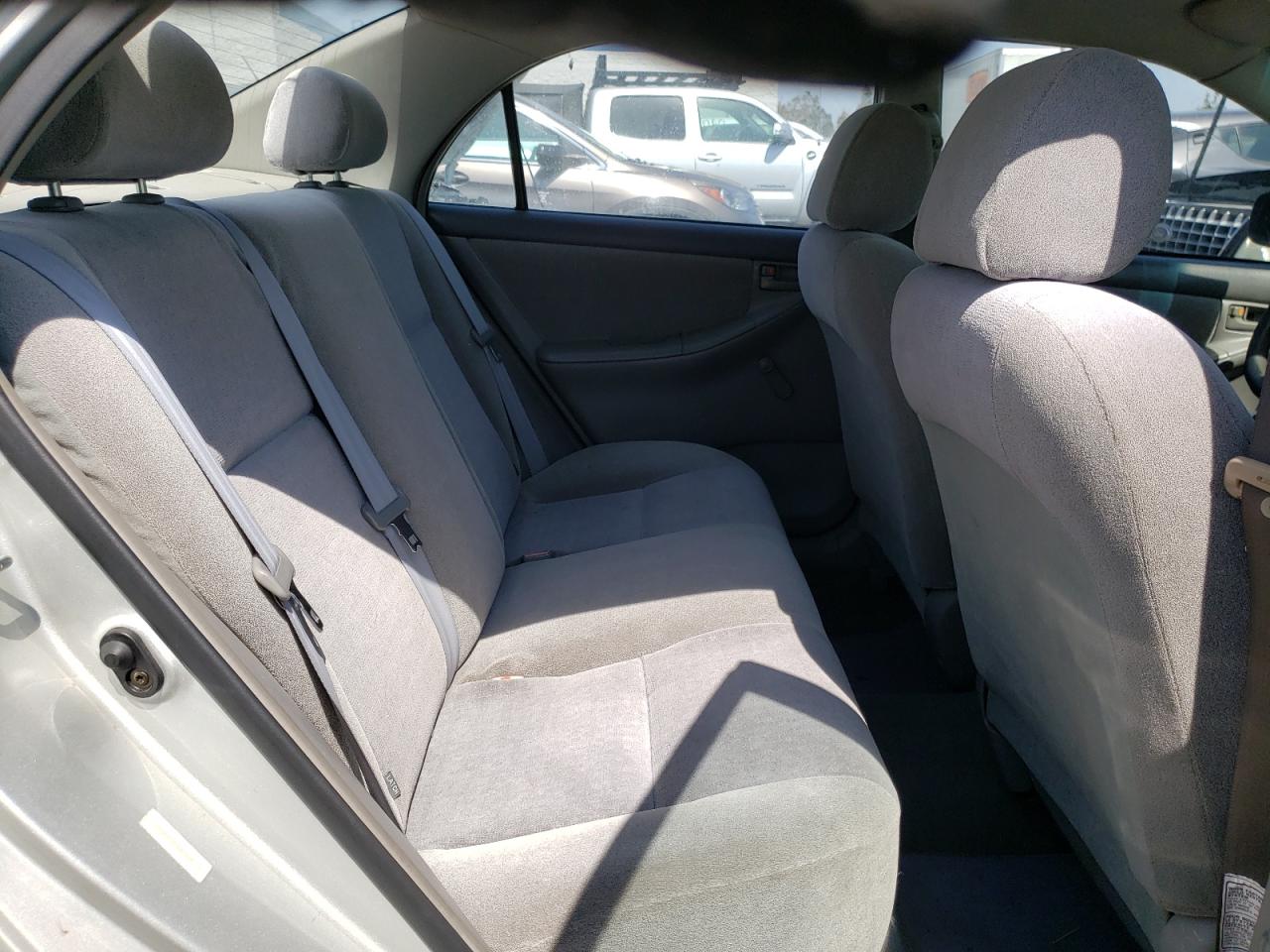 Photo 6 from auction – 2004 TOYOTA COROLLA CE with VIN 1NXBR32E44Z216775