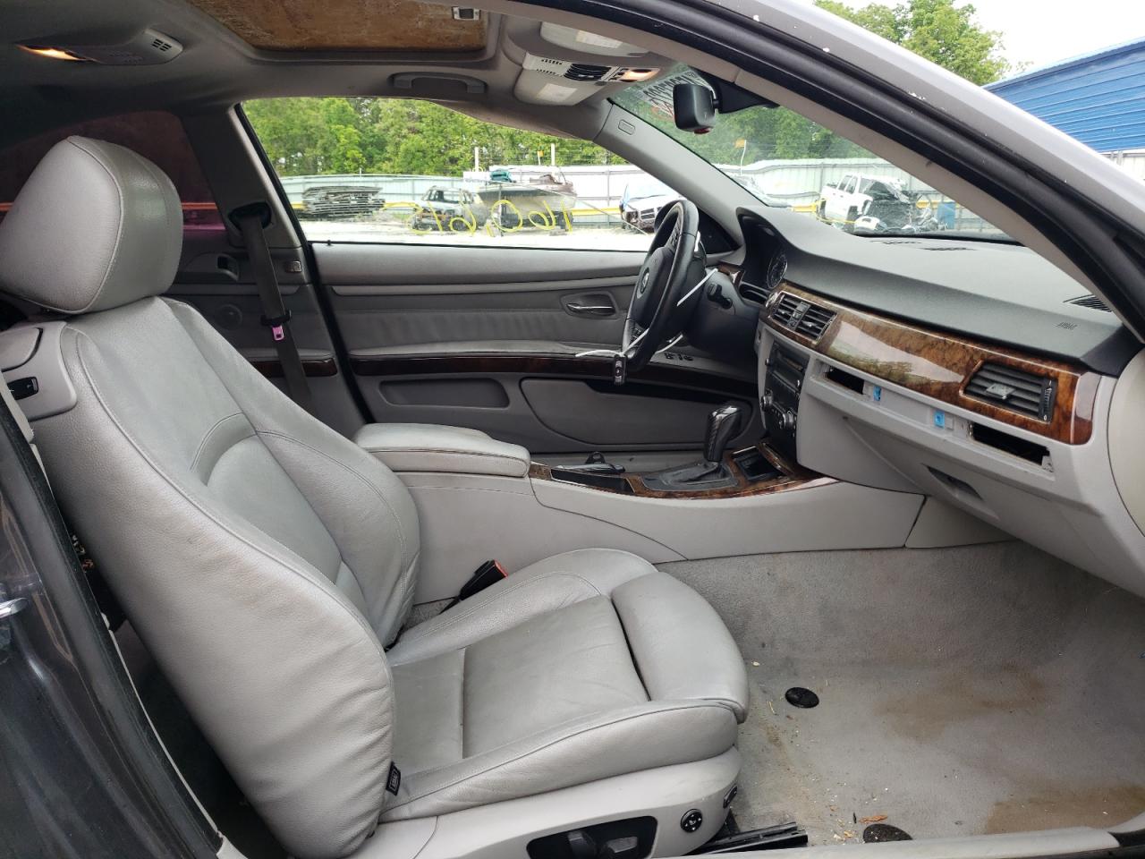 Photo 5 from auction – 2007 BMW 335 I with VIN WBAWB73597PV83073