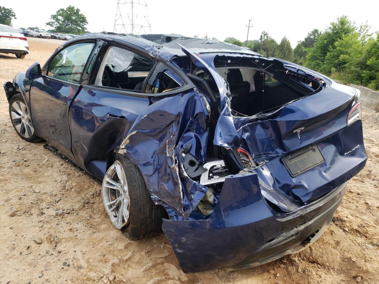 Photo 3 from auction – 2021 TESLA MODEL Y with VIN 5YJYGDEE8MF063722