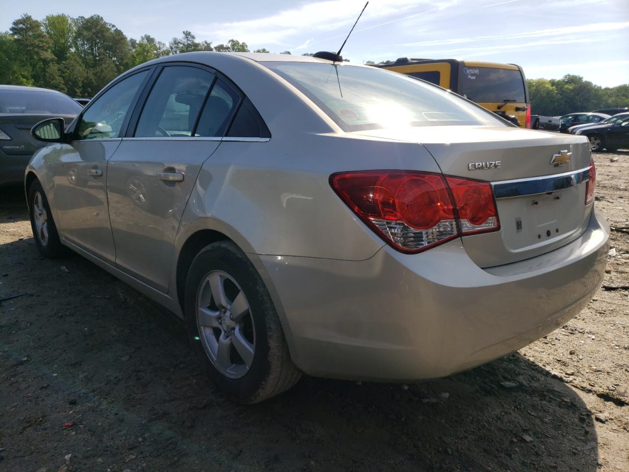 Photo 3 from auction – 2015 CHEVROLET CRUZE LT with VIN 1G1PC5SB3F7238323