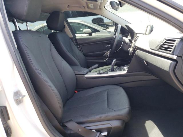 Photo 5 from auction – 2017 BMW 320 I with VIN WBA8E1G31HNU18721