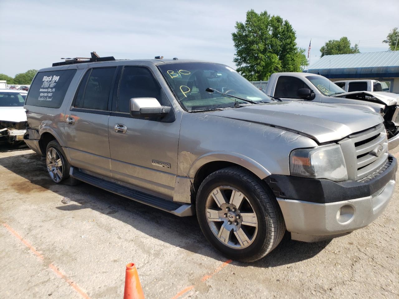 Photo 13 from auction – 2008 FORD EXPEDITION with VIN 1FMFK19508LA57930