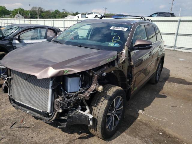 Photo 2 from auction – 2019 TOYOTA HIGHLANDER with VIN 5TDJZRFH4KS723247