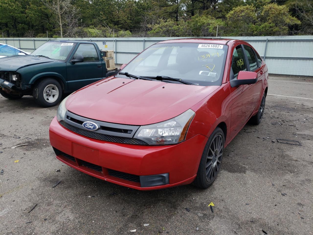 Photo 2 from auction – 2011 FORD FOCUS with VIN 1FAHP3GN4BW135974