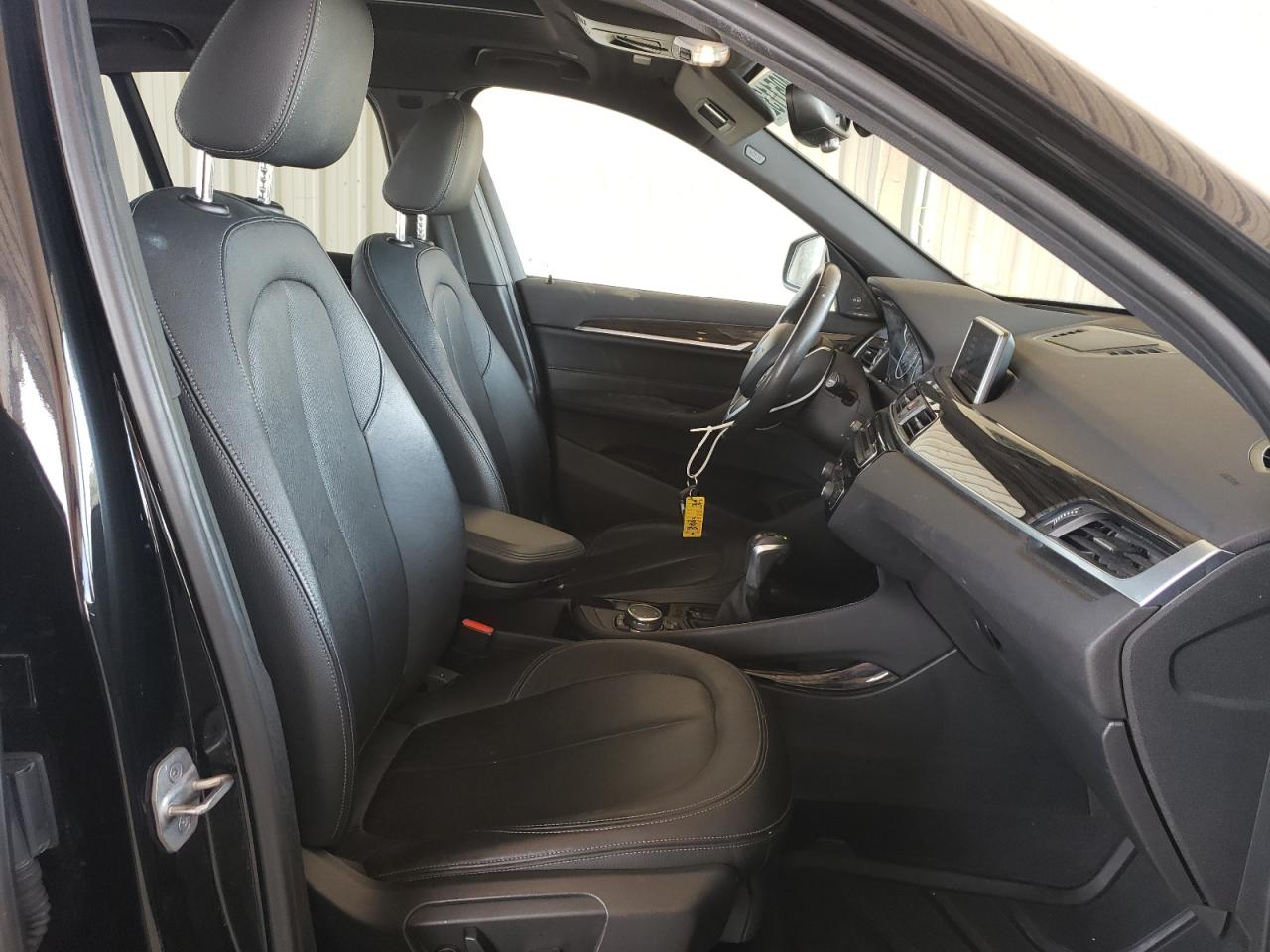 Photo 5 from auction – 2016 BMW X1 XDRIVE2 with VIN WBXHT3C32GP884075