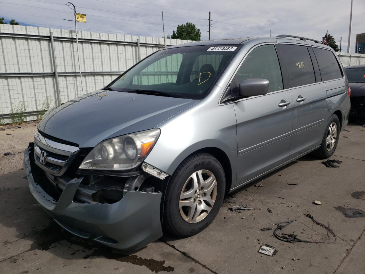 Photo 2 from auction – 2005 HONDA ODYSSEY EX with VIN 5FNRL38735B073910