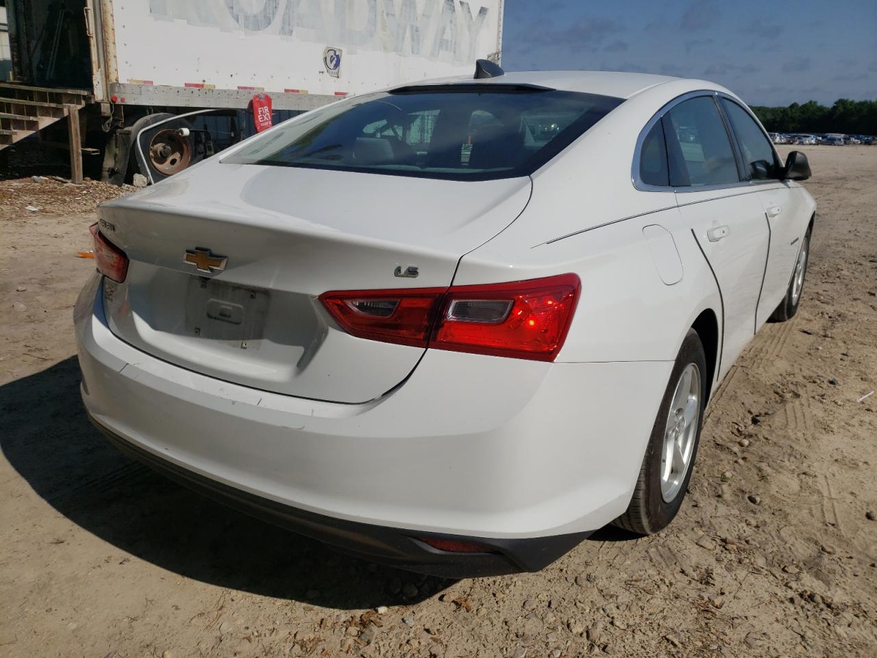 Photo 4 from auction – 2016 CHEVROLET MALIBU LS with VIN 1G1ZB5ST9GF303283
