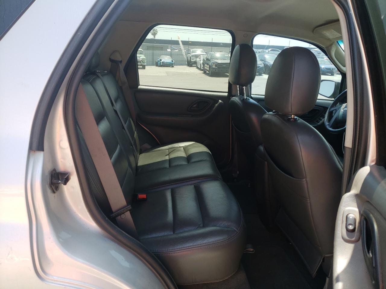 Photo 6 from auction – 2006 FORD ESCAPE HEV with VIN 1FMCU95H16KB20998