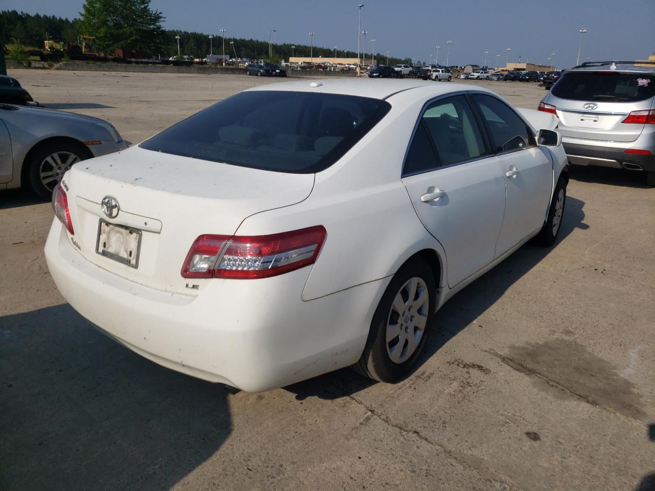 Photo 4 from auction – 2011 TOYOTA CAMRY BASE with VIN 4T1BF3EK8BU631590