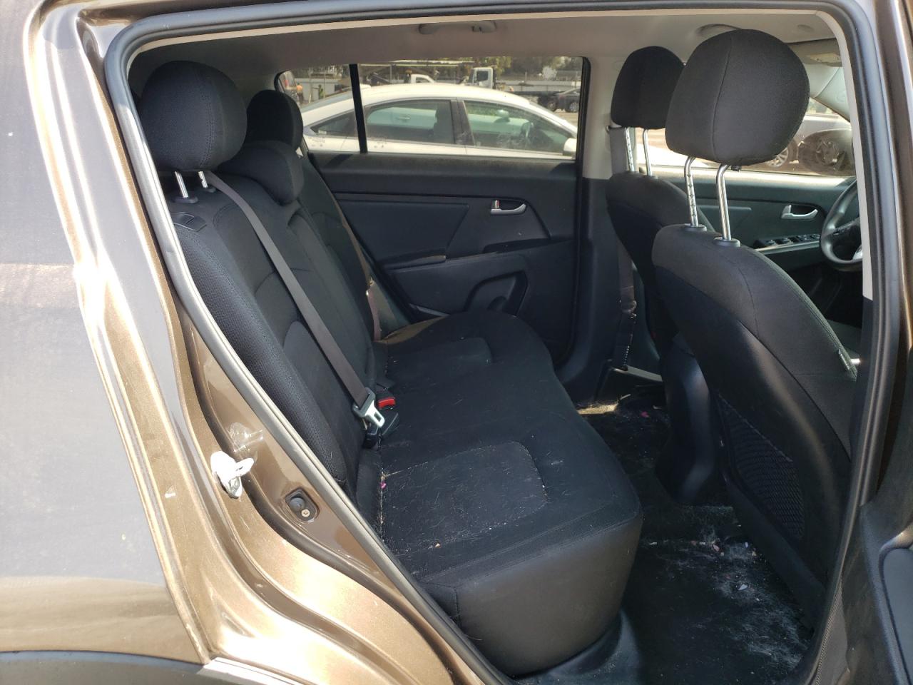 Photo 6 from auction – 2012 KIA SPORTAGE B with VIN KNDPB3A28C7330135