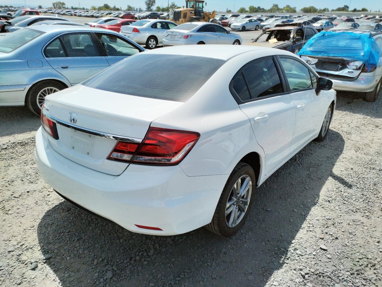 Photo 4 from auction – 2015 HONDA CIVIC LX with VIN 2HGFB2F57FH516459
