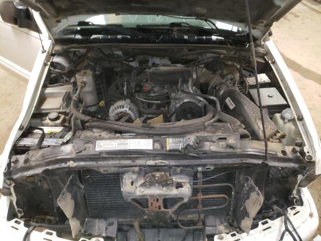 Photo 7 from auction – 2003 CHEVROLET BLAZER with VIN 1GNDT13XX3K114059