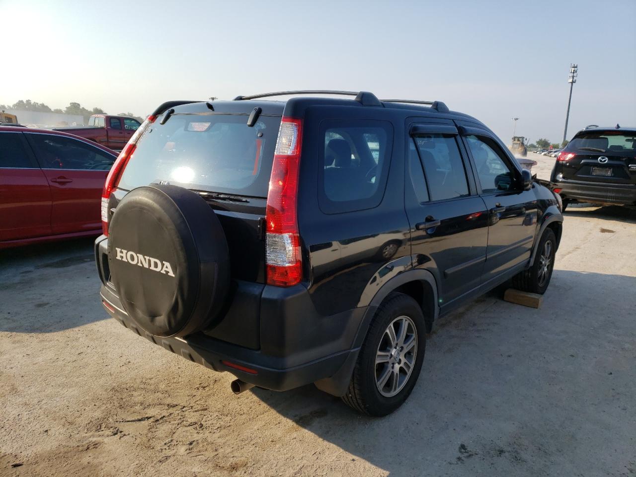 Photo 4 from auction – 2005 HONDA CR-V LX with VIN JHLRD68515C010480