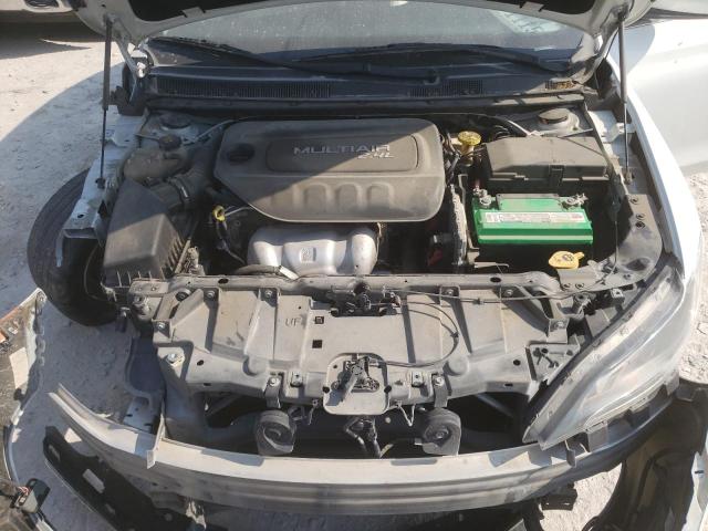 Photo 7 from auction – 2016 CHRYSLER 200 LIMITE with VIN 1C3CCCAB3GN179206