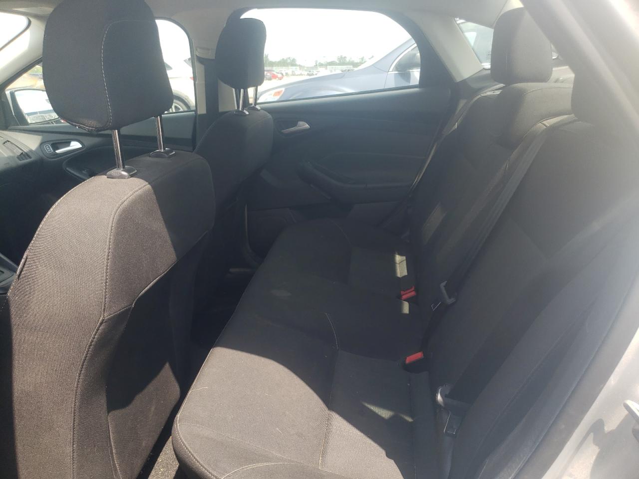 صورة رقم 17 من المزاد - 2018 FORD FOCUS SE مع VIN 1FADP3FE5JL222427