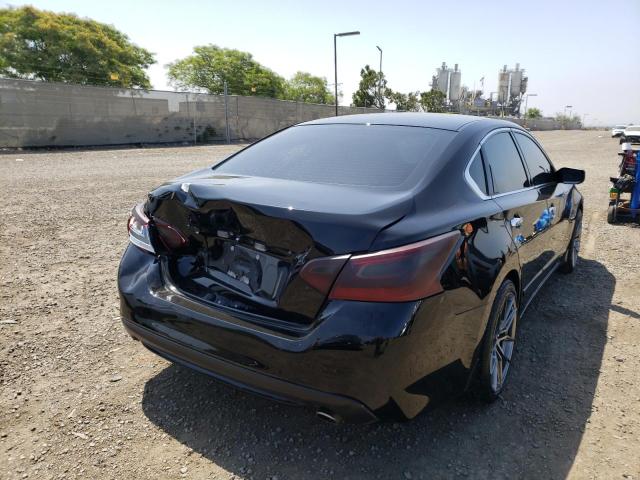 Photo 4 from auction – 2017 NISSAN ALTIMA with VIN 1N4AL3AP8HN345273