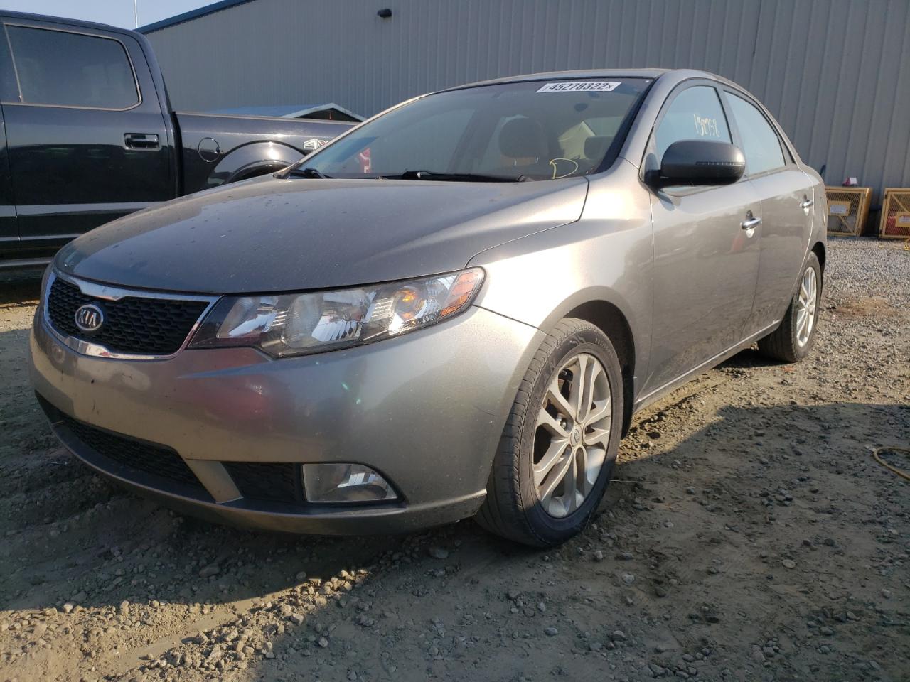 Photo 2 from auction – 2011 KIA FORTE EX with VIN KNAFU4A20B5417143