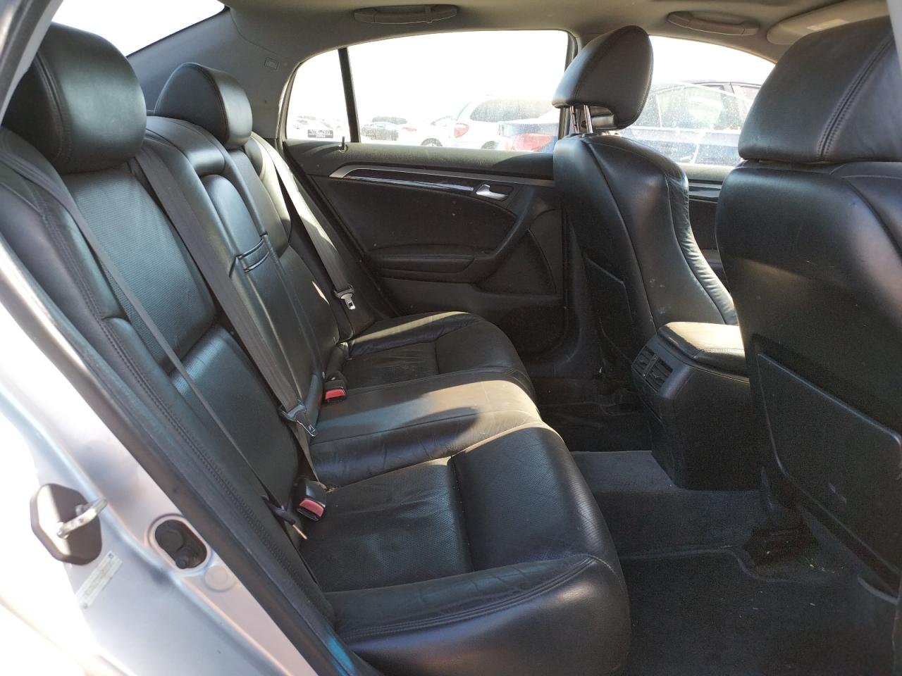 Photo 6 from auction – 2004 ACURA TL with VIN 19UUA65554A058905