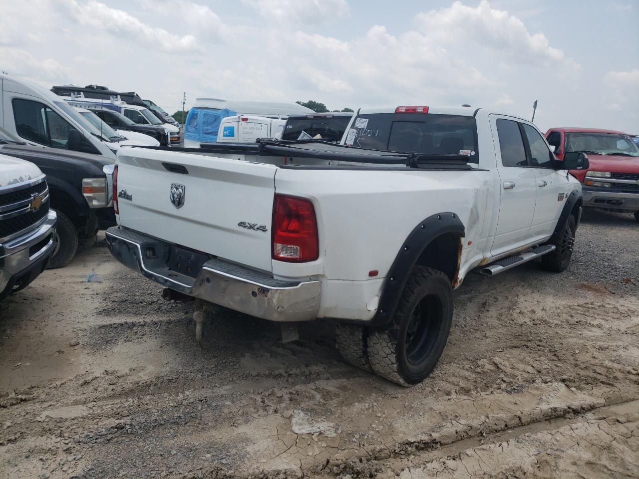 Photo 4 from auction – 2010 DODGE RAM 3500 with VIN 3D73Y4CL1AG141004