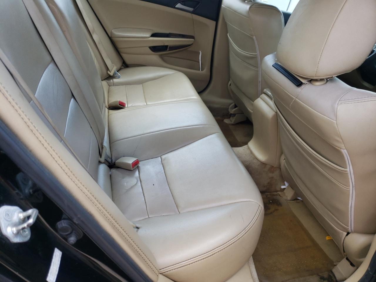 Photo 16 from auction – 2011 HONDA ACCORD LX with VIN 1HGCP2F30BA087564