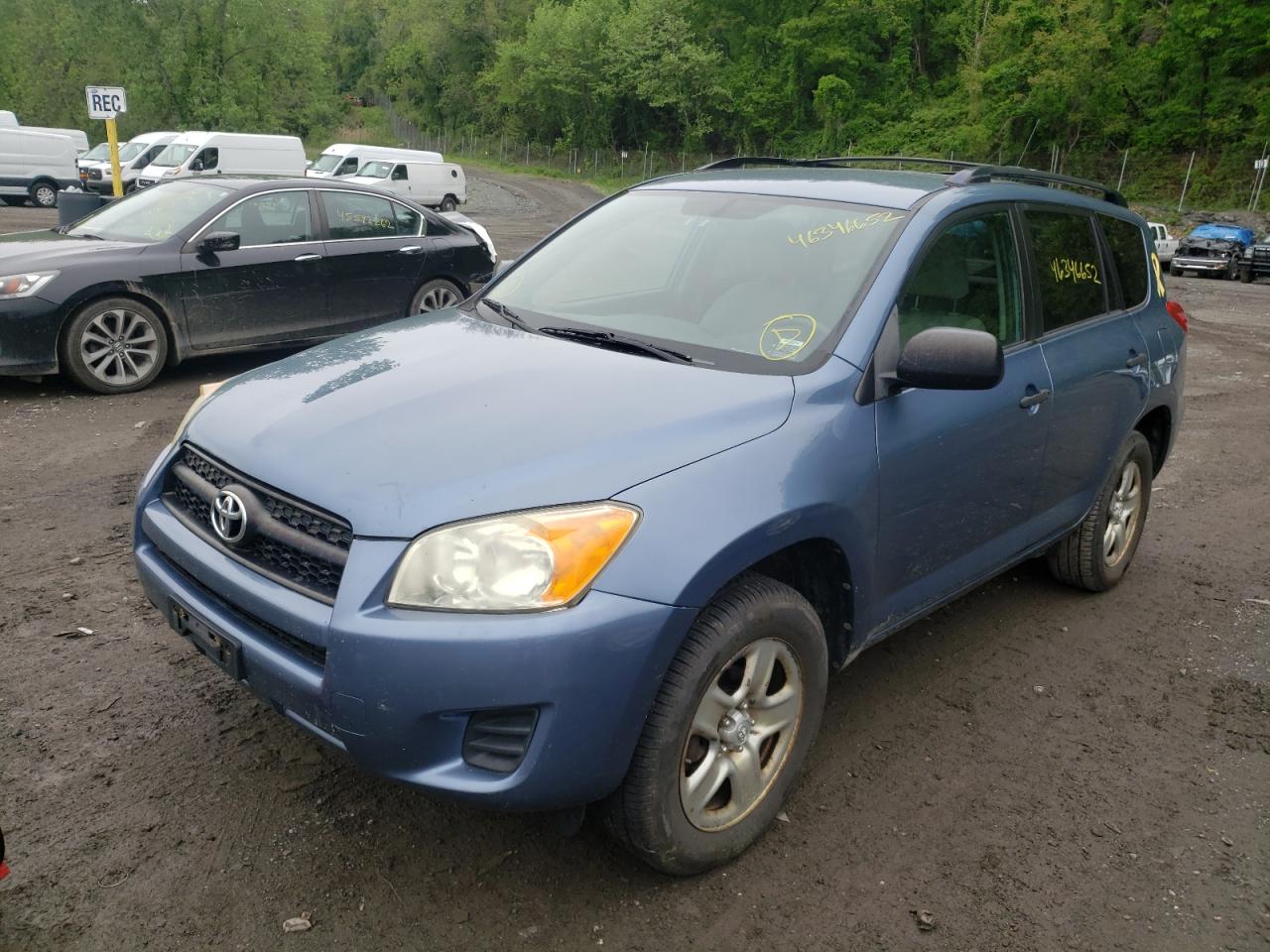 Photo 2 from auction – 2010 TOYOTA RAV4 with VIN JTMBF4DV6A5023193