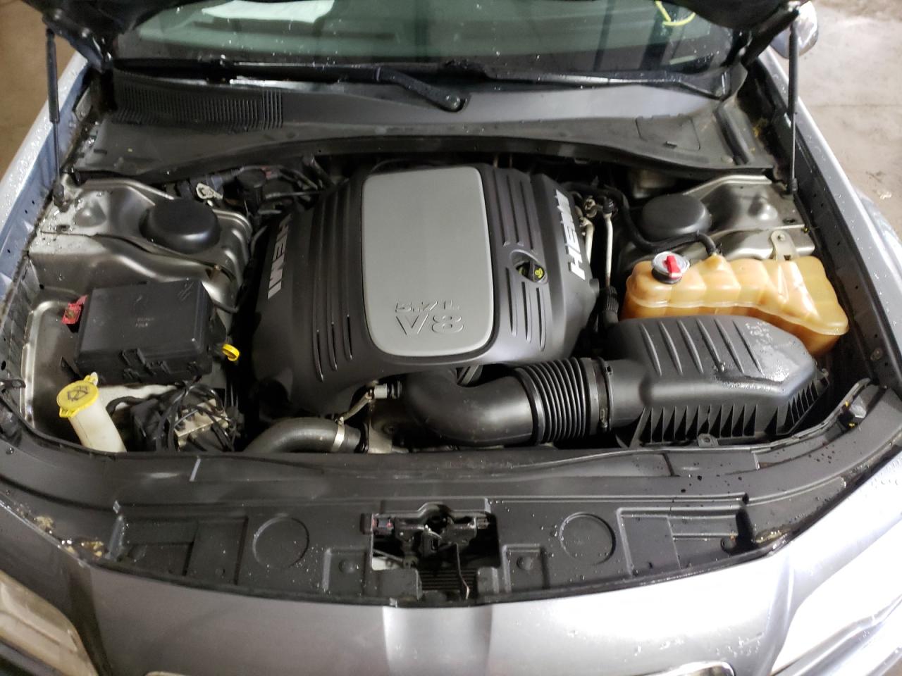 Photo 7 from auction – 2012 CHRYSLER 300C with VIN 2C3CCAET4CH209680