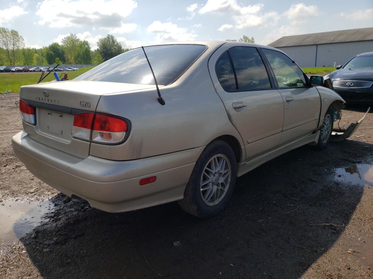 Photo 4 from auction – 2001 INFINITI G20 with VIN JNKCP11A41T400910