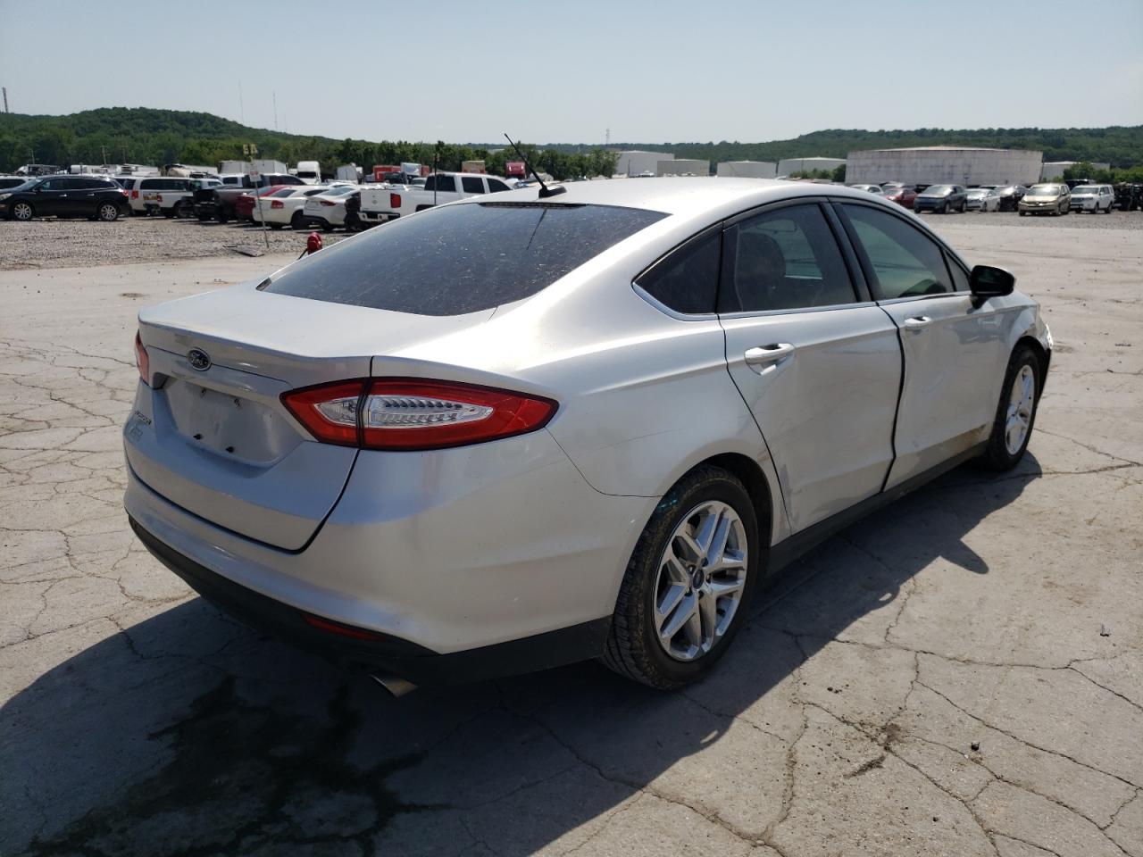 Photo 4 from auction – 2013 FORD FUSION S with VIN 3FA6P0G7XDR183699
