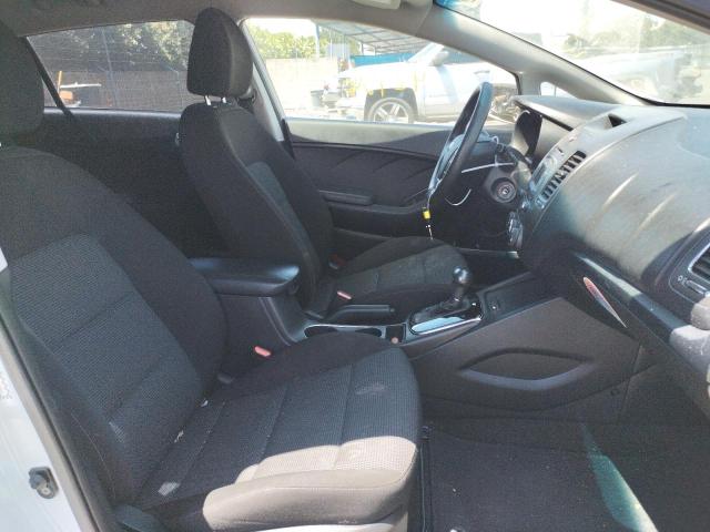Photo 5 from auction – 2017 KIA FORTE LX with VIN KNAFK5A85H5706088